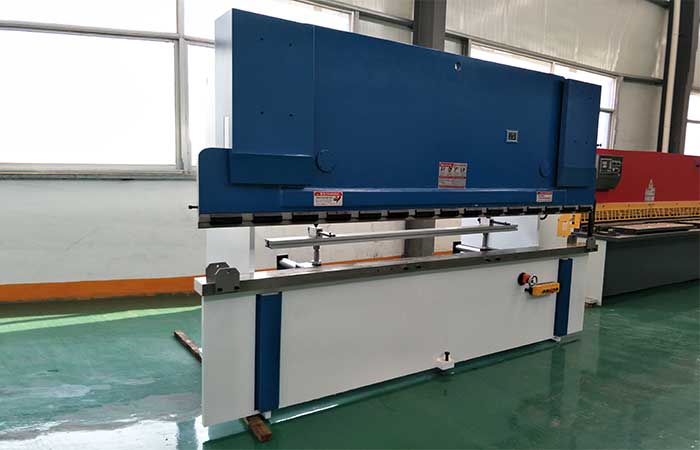 WC67Y-63T/2500液壓折彎機,63噸2米5液壓數(shù)控折彎機