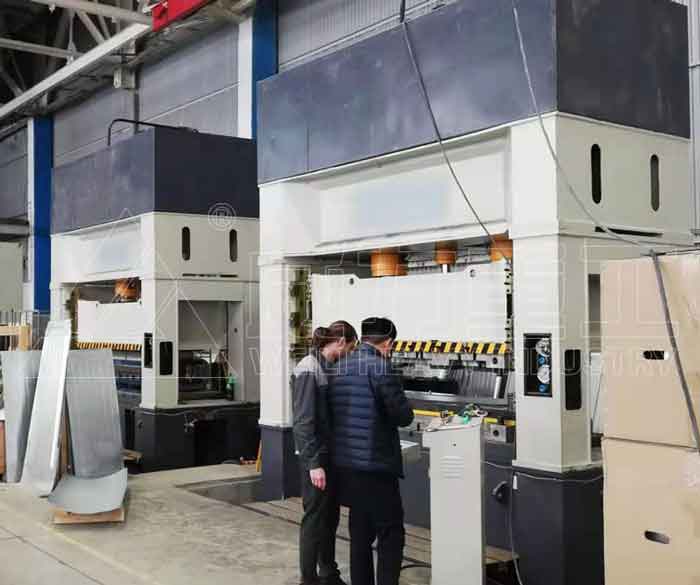 框架液壓機(jī)